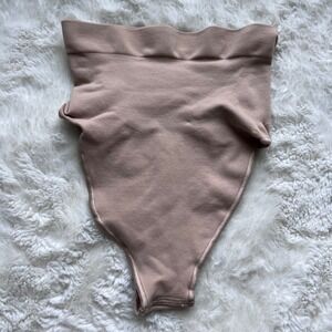 SKIMS Sculpting High Waisted Clay Nude Size XS Seamless Shapewear Underwear NEW